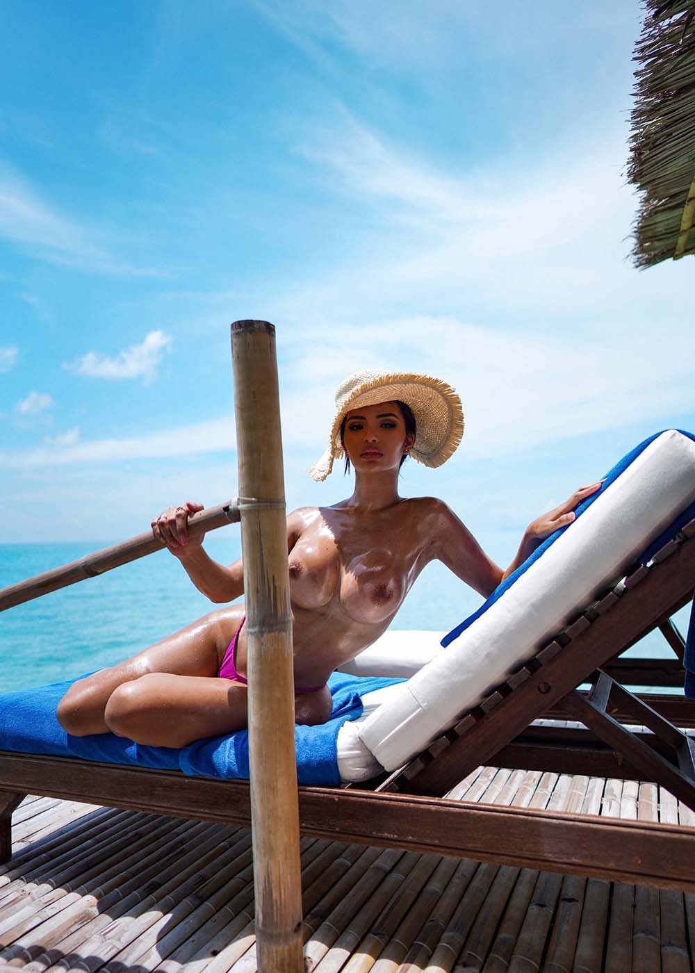 Beautiful girl Angela Castellanos naked in Santiago de Cuba