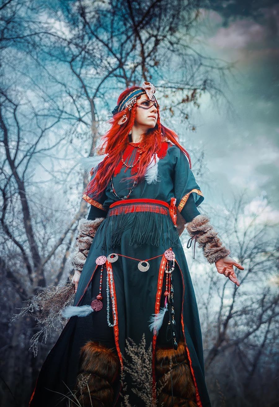 Girls in Slavic costumes underwear in Santiago de Cuba