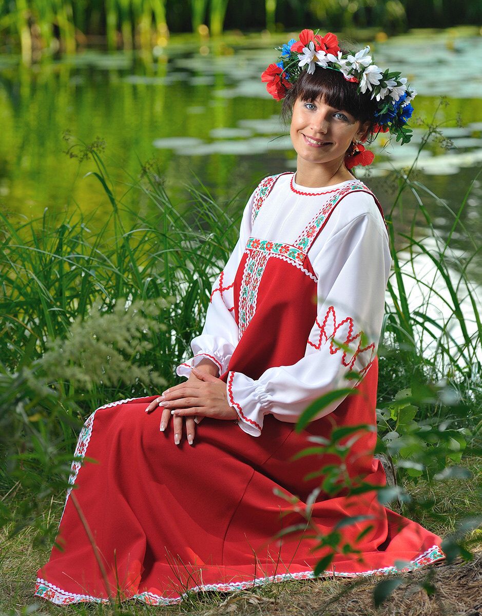 Beautiful girl Girls in Slavic costumes in Santiago de Cuba