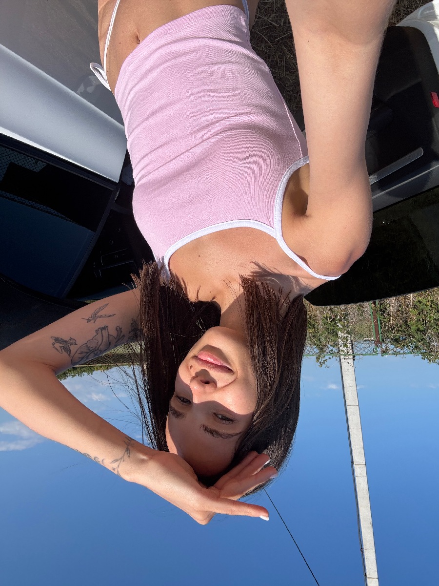 Sexy model Tina in Santiago de Cuba